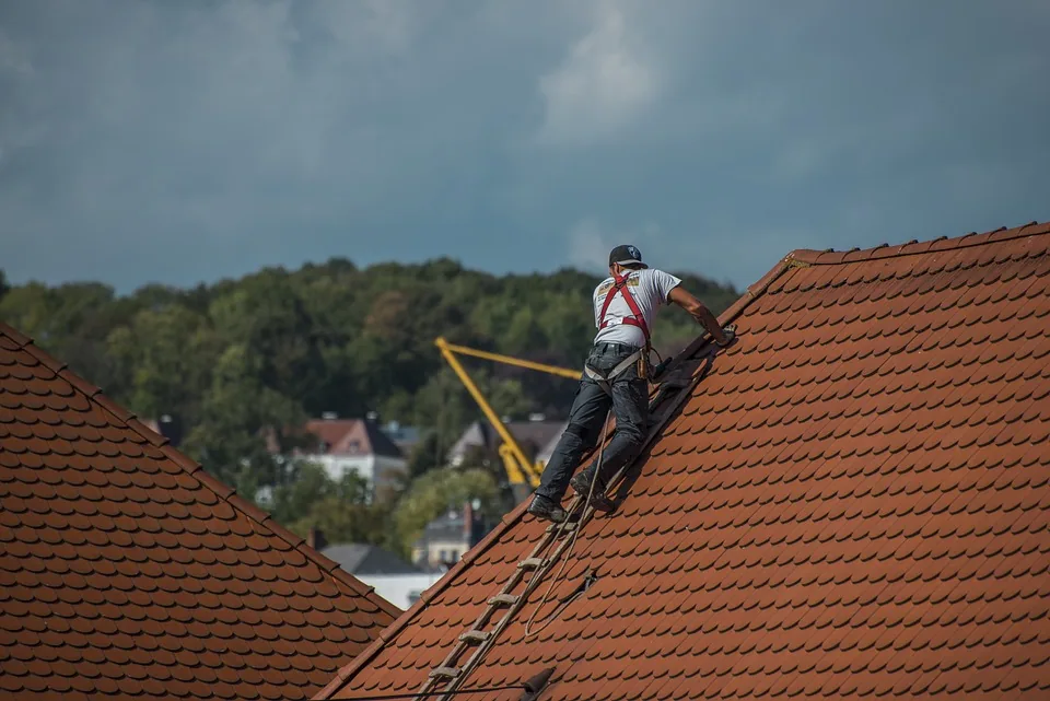 When to Opt for Re-Roofing - Florida roof marketplace